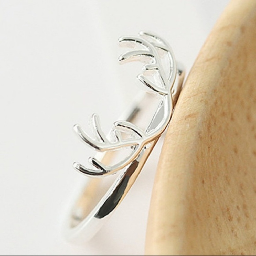 ANTLER RING - Picture 5 of 8